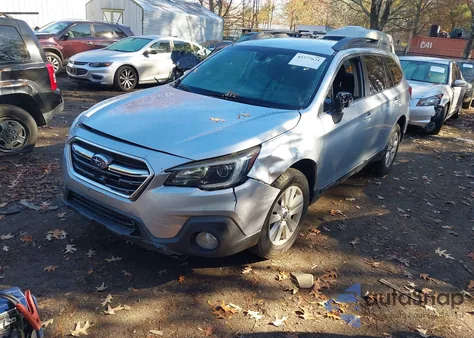 2018 Subaru Outback 2.5I Premium из США, поврежденный, VIN 4S4BSAFC7J3239695